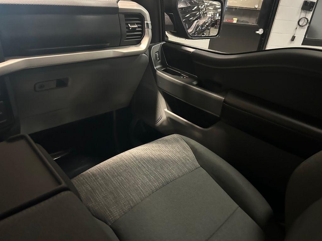 Ford F-150 XLT 4x4 SuperCrew 2023