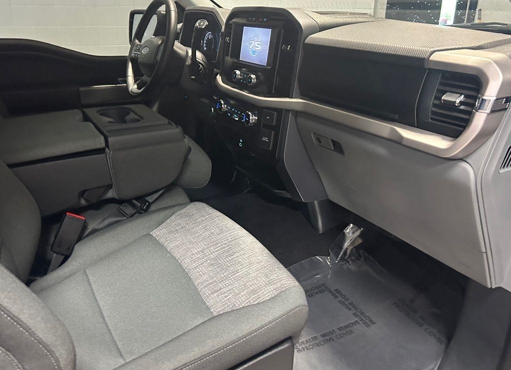 Ford F-150 XLT 4x4 SuperCrew 2023