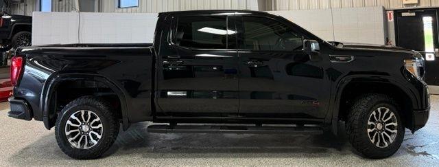 GMC Sierra 1500 4WD Crew Cab 147" AT4 2020