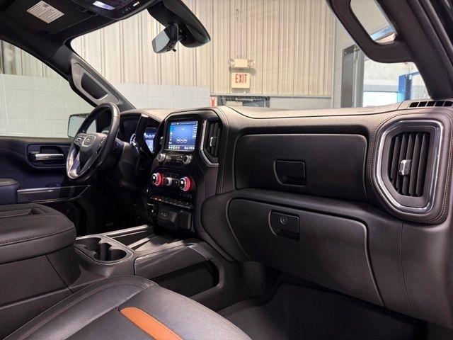 GMC Sierra 1500 4WD Crew Cab 147" AT4 2020