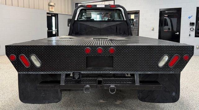 Ford Super Duty F-550 DRW 4WD Reg Cab 141" WB 60" CA XL 2015