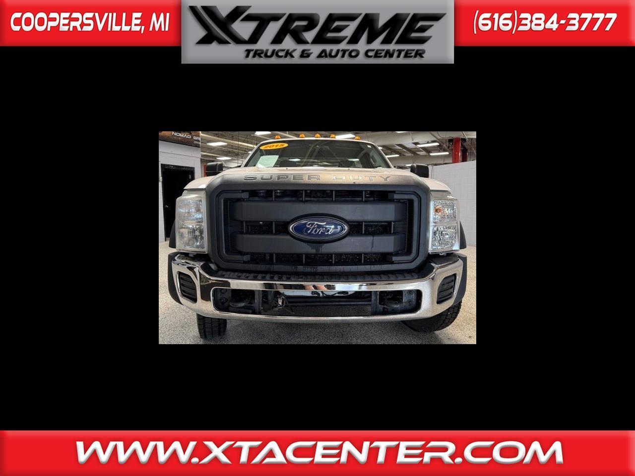 2015 Ford Super Duty F-550 DRW 4WD Reg Cab 141" WB 60" CA XL
