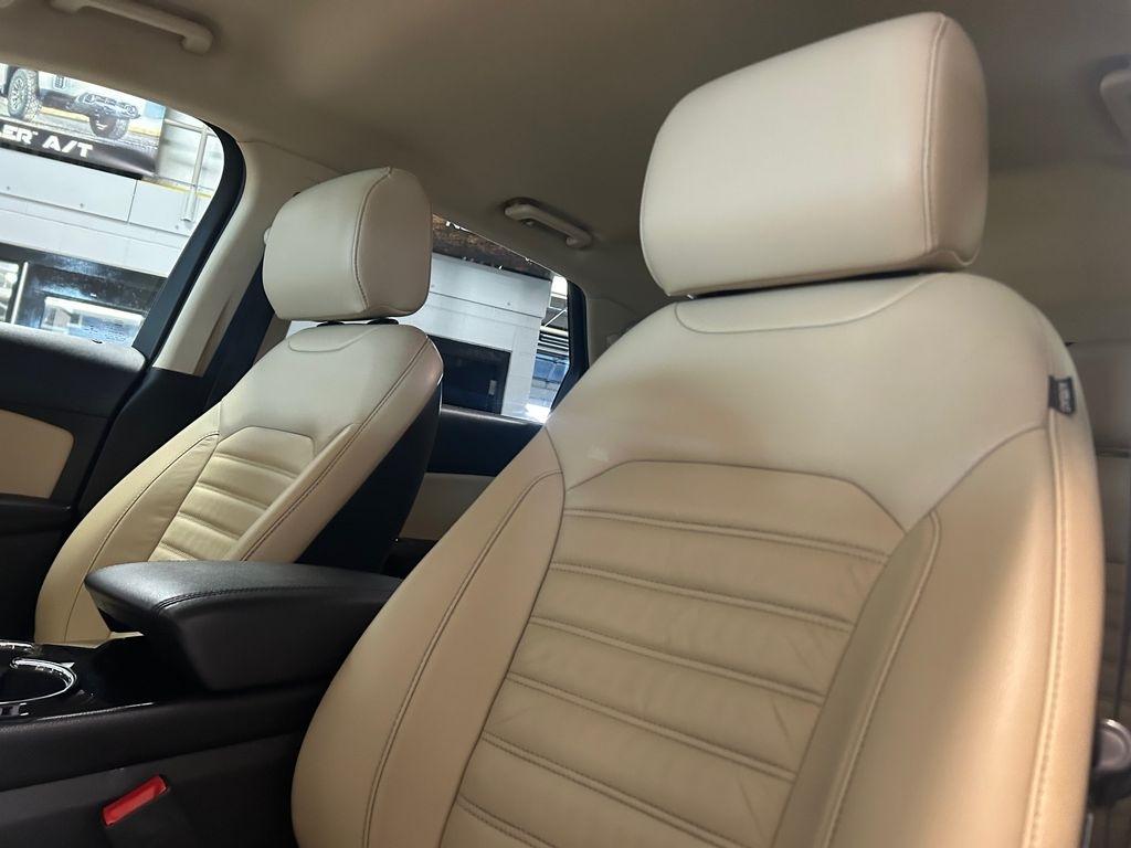 Ford Edge 4dr SEL AWD 2016
