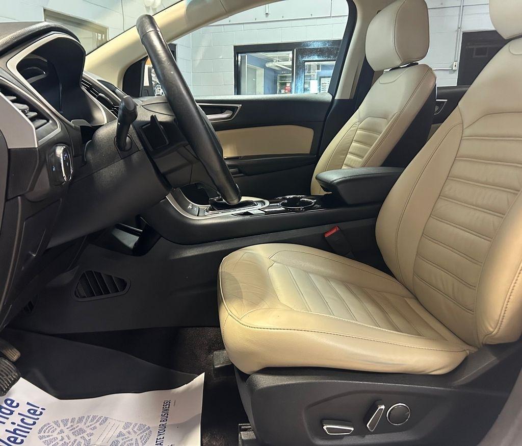 Ford Edge 4dr SEL AWD 2016