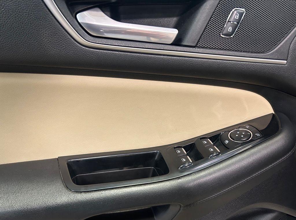 Ford Edge 4dr SEL AWD 2016