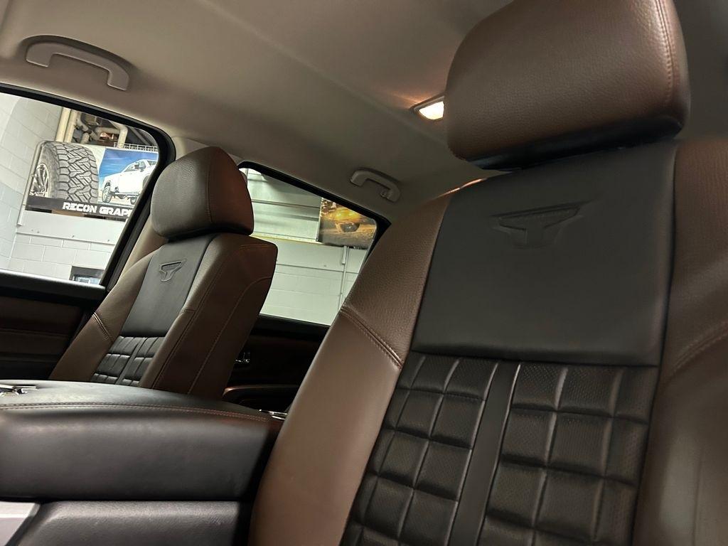 Nissan Titan Platinum Reserve Crew Cab 4WD 2019