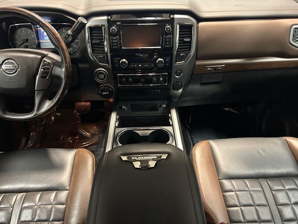 Nissan Titan Platinum Reserve Crew Cab 4WD 2019