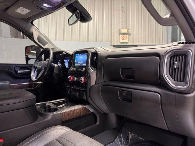 GMC Sierra 2500HD 4WD Crew Cab 159" Denali 2023