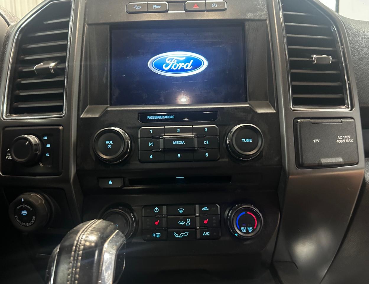 Ford F-150 FX4 SuperCab 4WD 2018