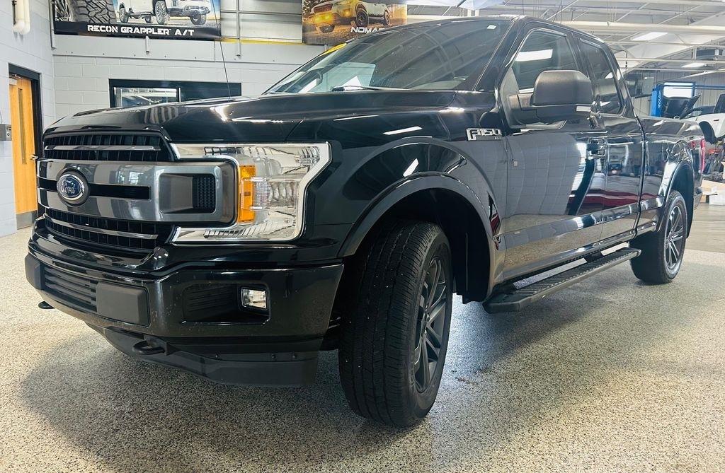 Ford F-150 FX4 SuperCab 4WD 2018