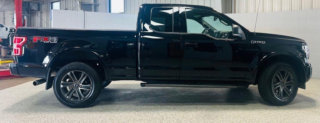 Ford F-150 FX4 SuperCab 4WD 2018