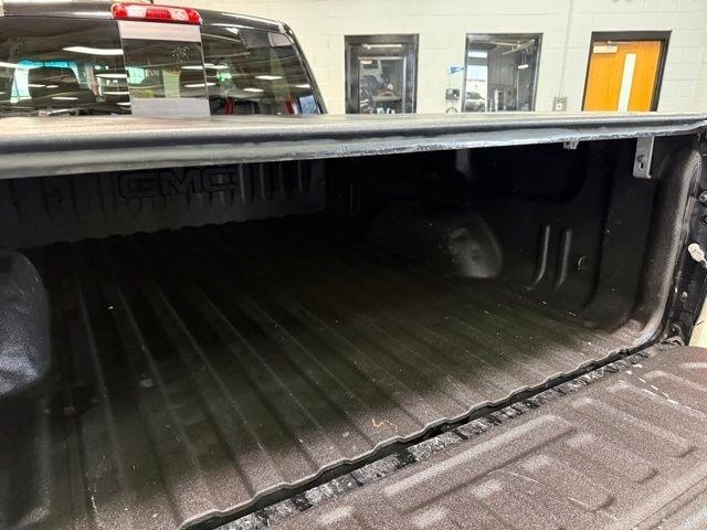 GMC Sierra 1500 4WD Crew Cab 153.0" SLT 2016