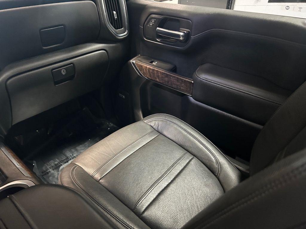 GMC Sierra 1500 4WD Crew Cab 147" Denali 2020
