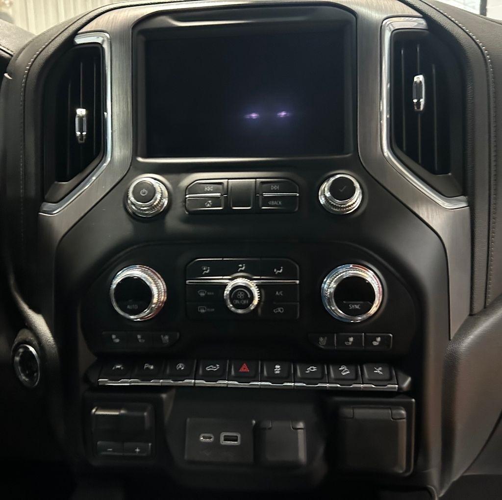 GMC Sierra 1500 4WD Crew Cab 147" Denali 2020