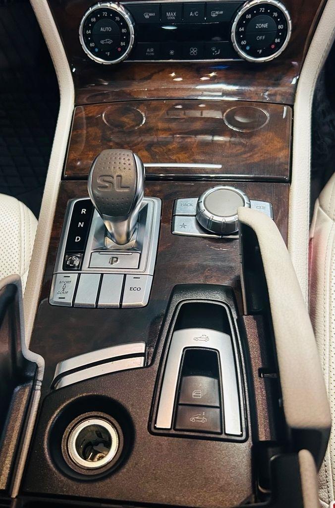 Mercedes-Benz SL-Class 2dr Roadster SL 550 2013