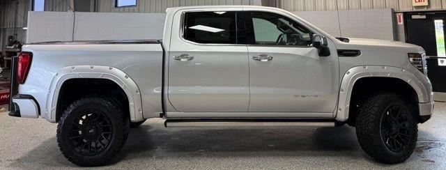 GMC Sierra 1500 4WD Crew Cab 147" Denali Ultimate 2022