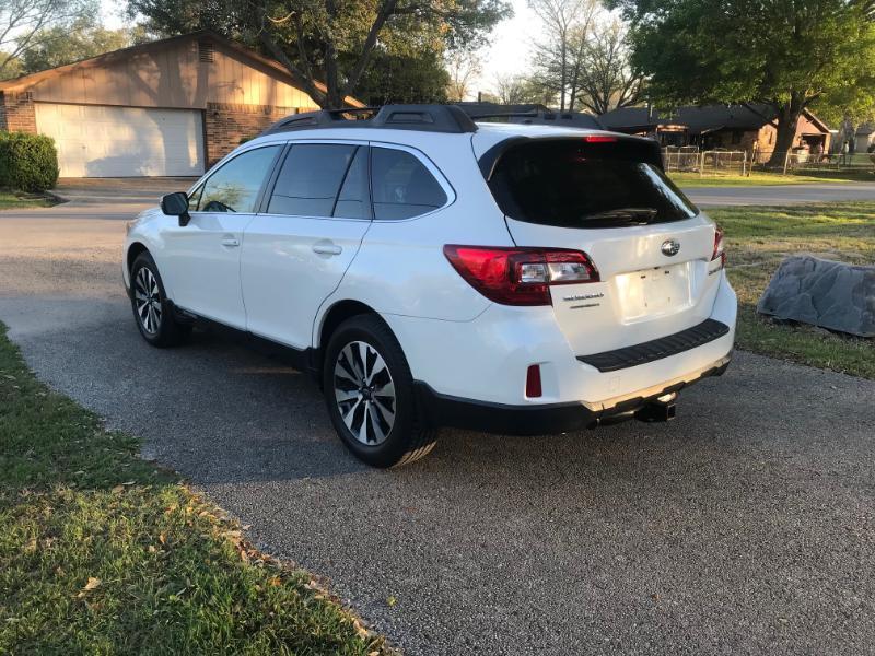 Subaru Outback 2.5i Limited 2015