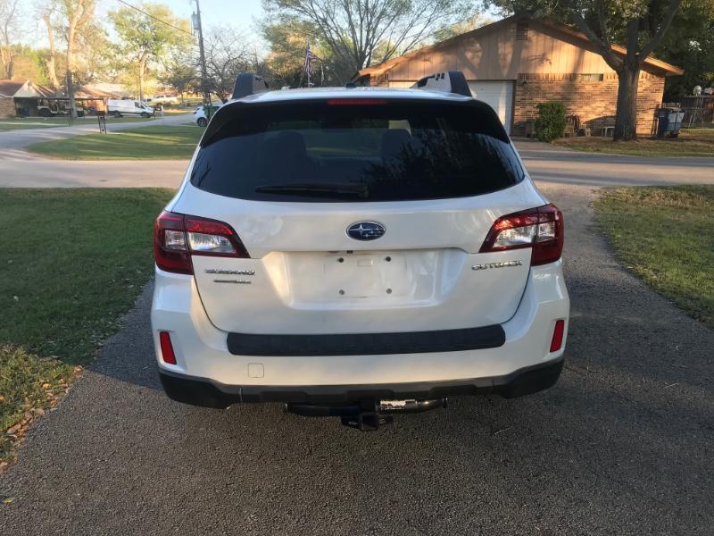 Subaru Outback 2.5i Limited 2015