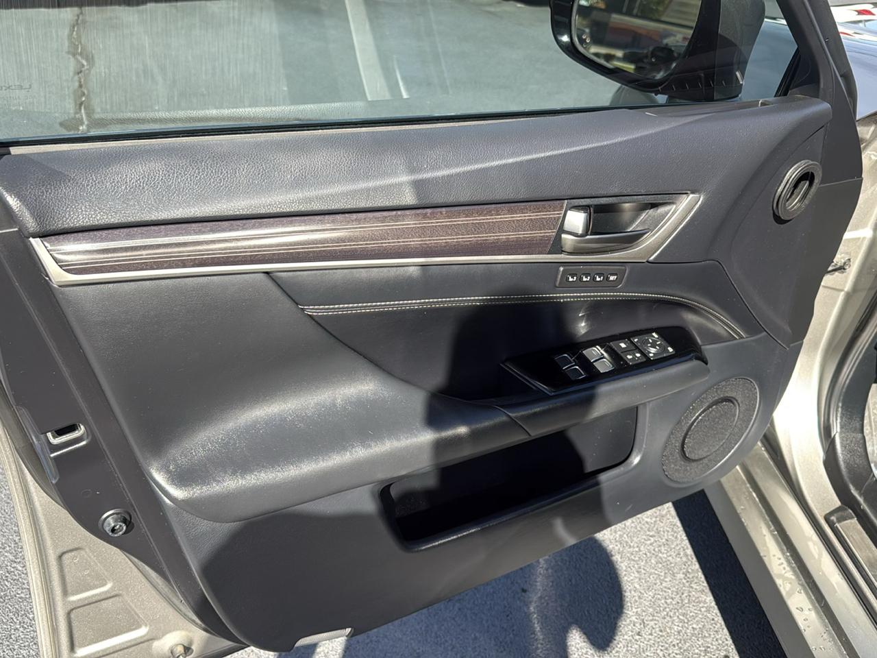 Lexus GS  2020