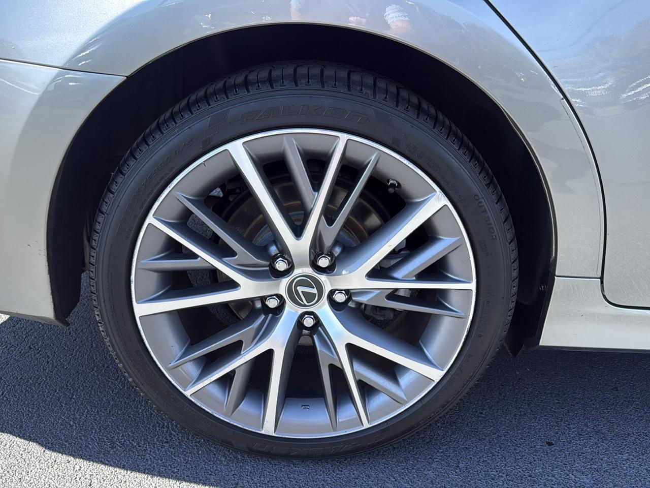 Lexus GS  2020