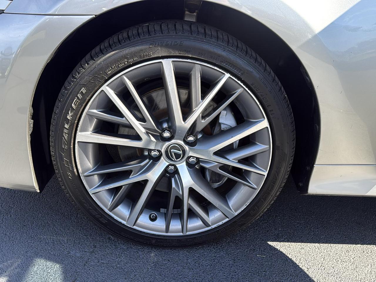 Lexus GS  2020
