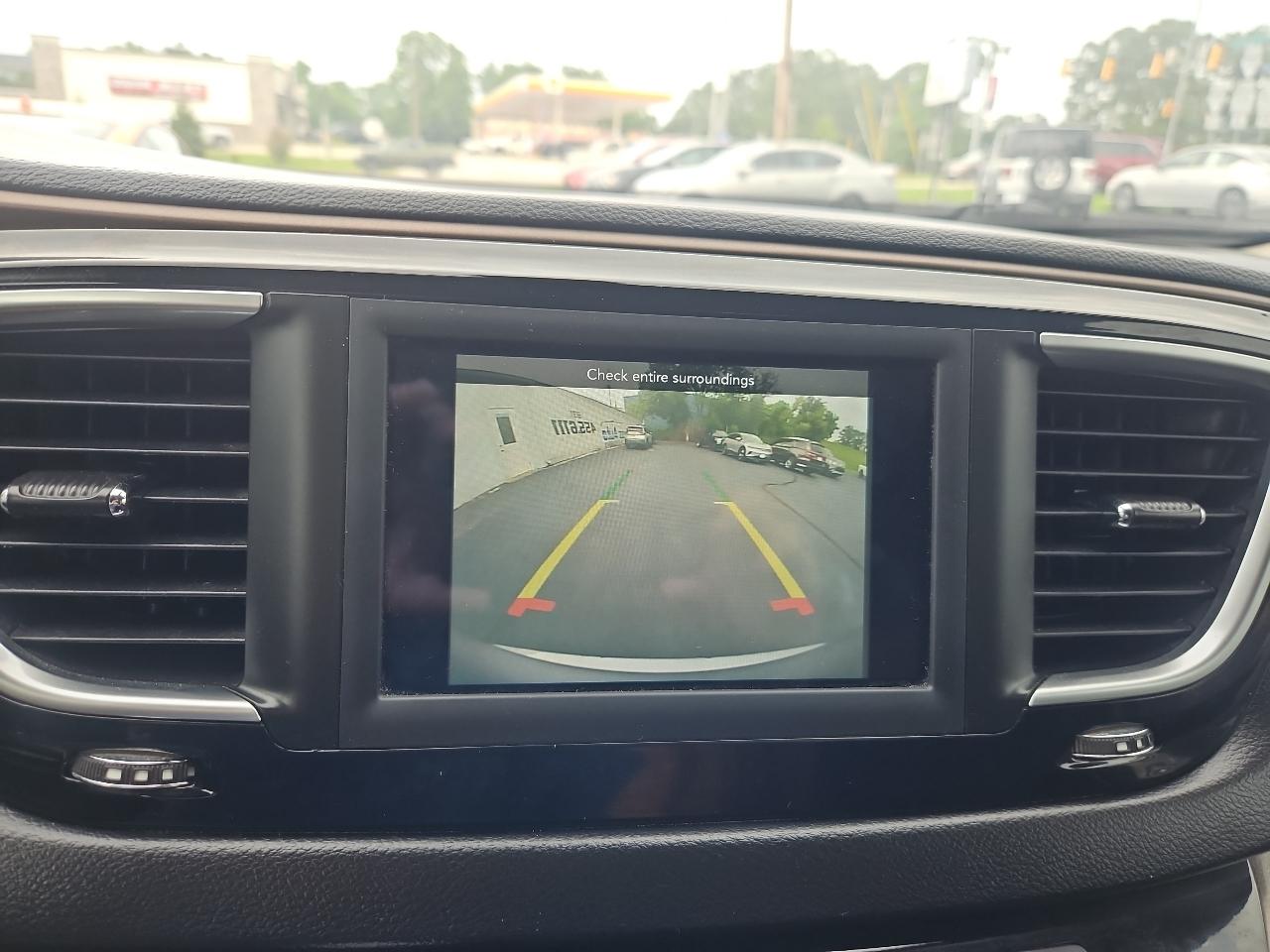 2021 Chrysler Voyager LX - Photo 13