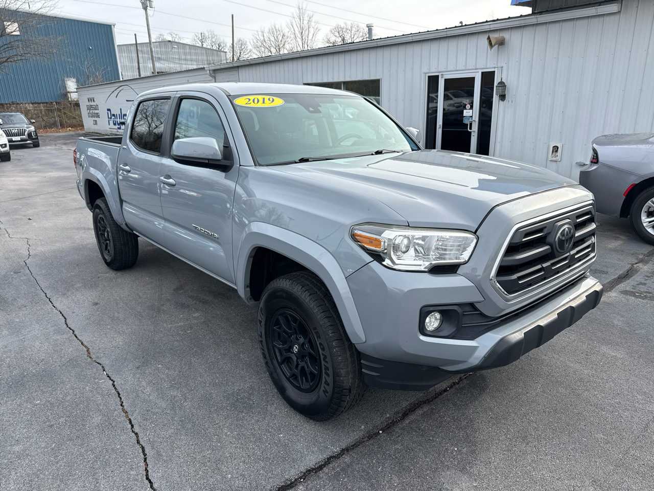 Toyota Tacoma  2019