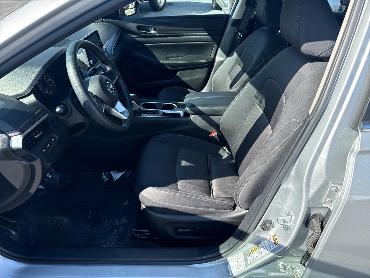 Nissan Altima SV 2024