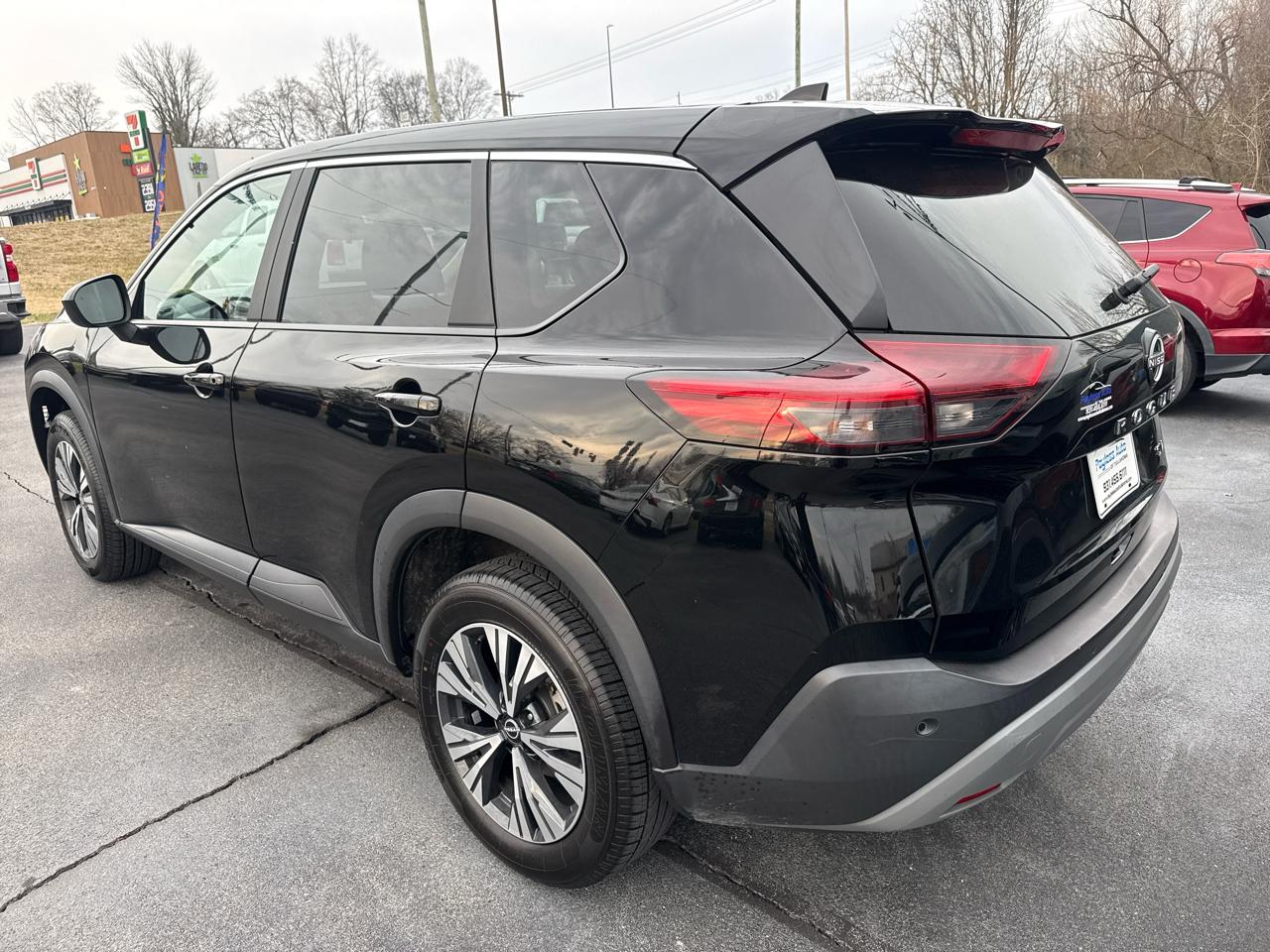 Nissan Rogue SV 2023