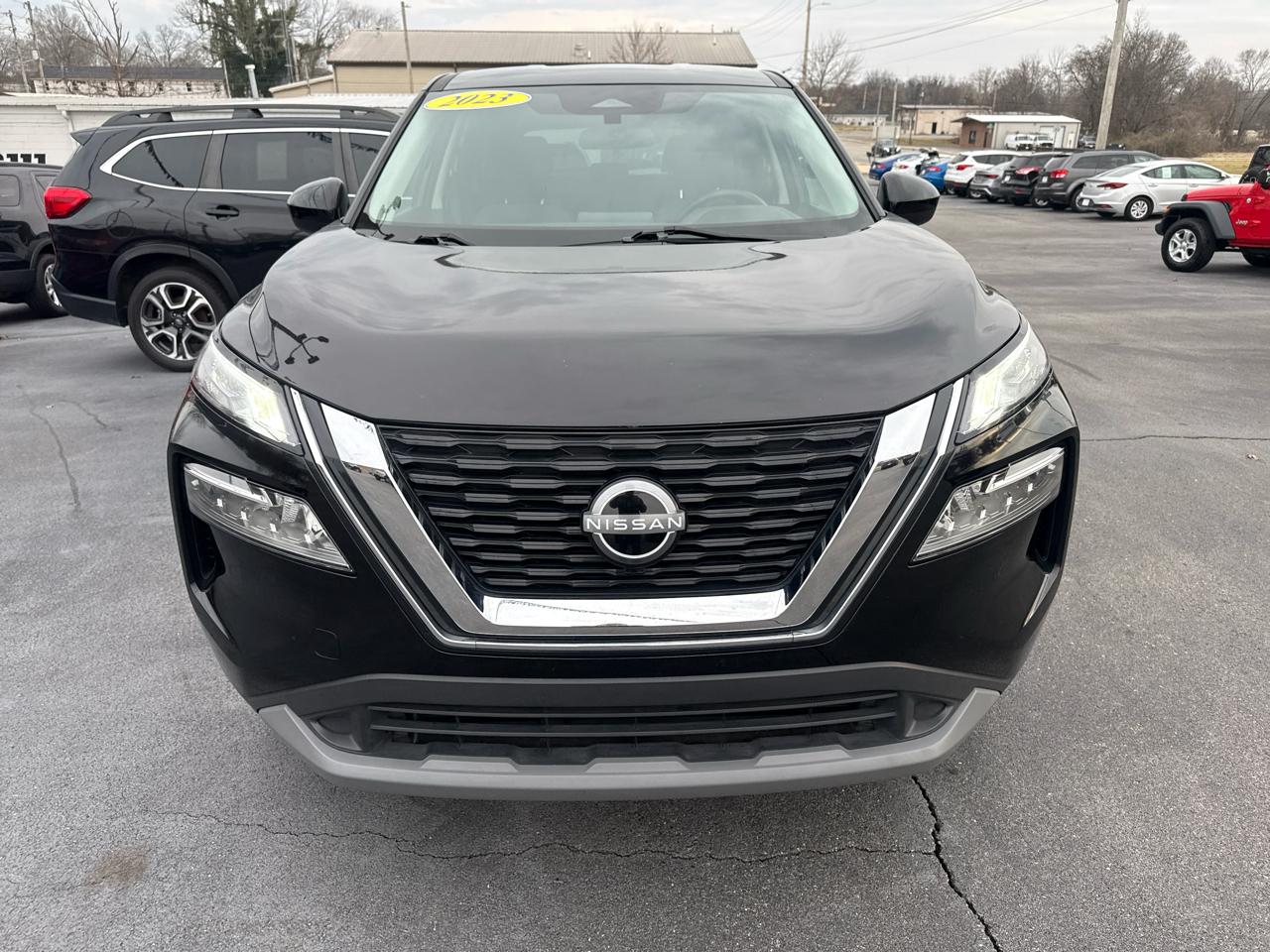 Nissan Rogue SV 2023