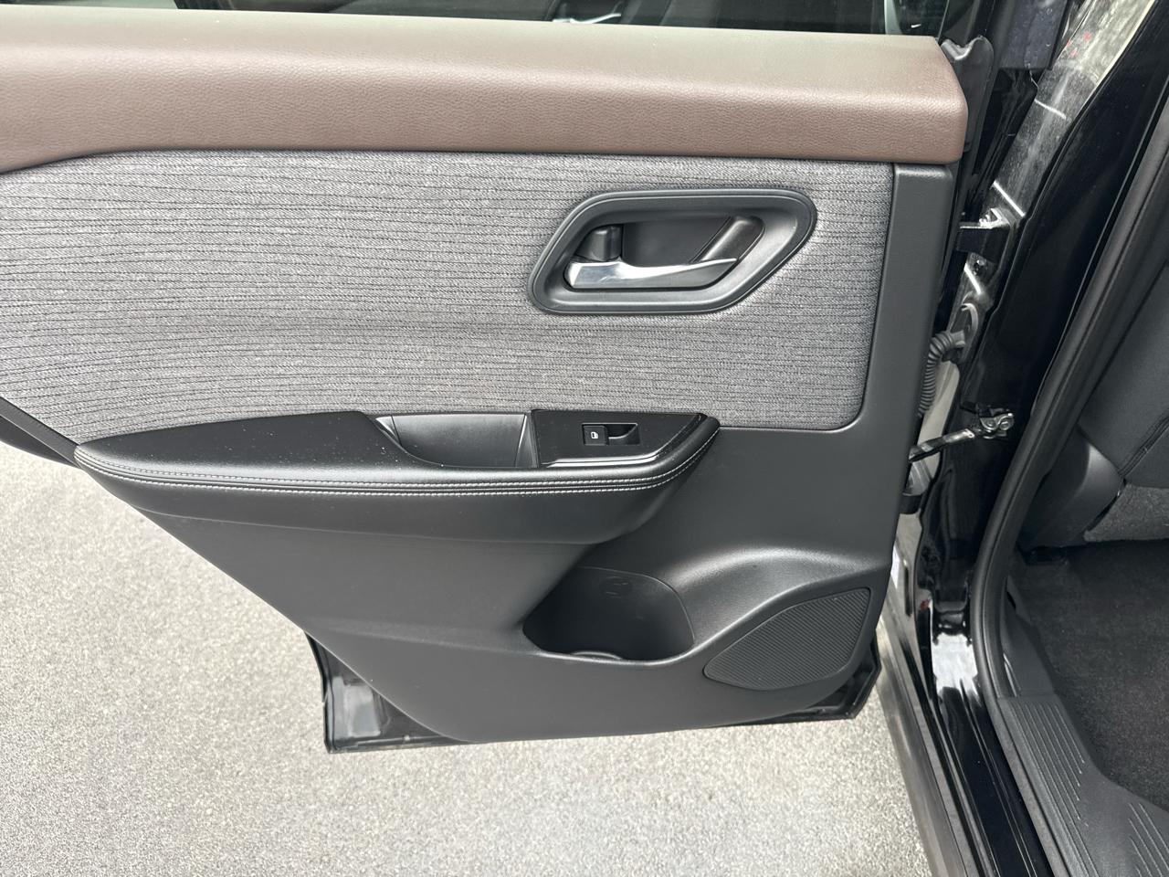 Nissan Rogue SV 2023