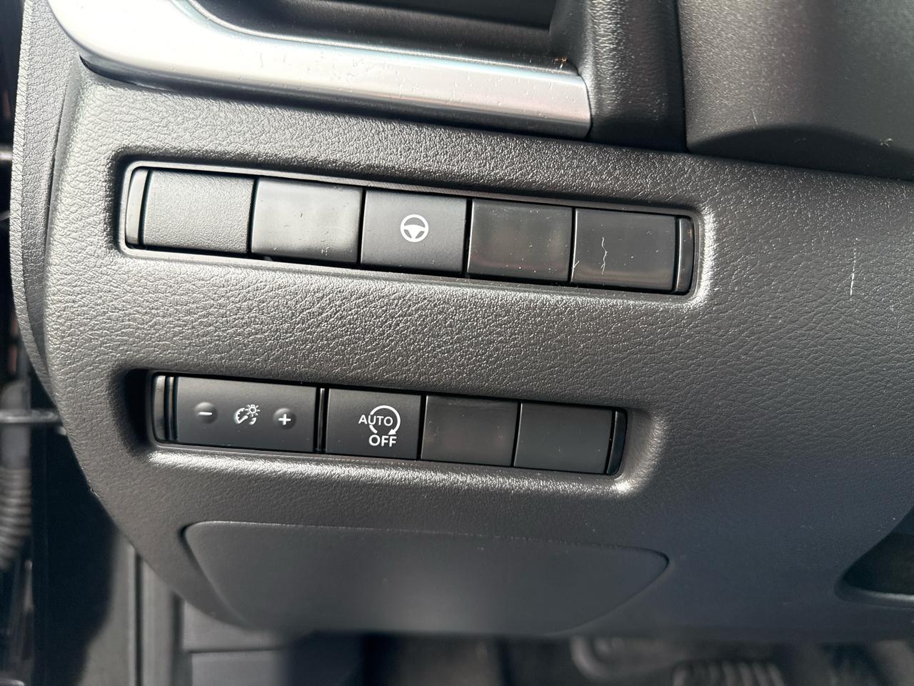 Nissan Rogue SV 2023