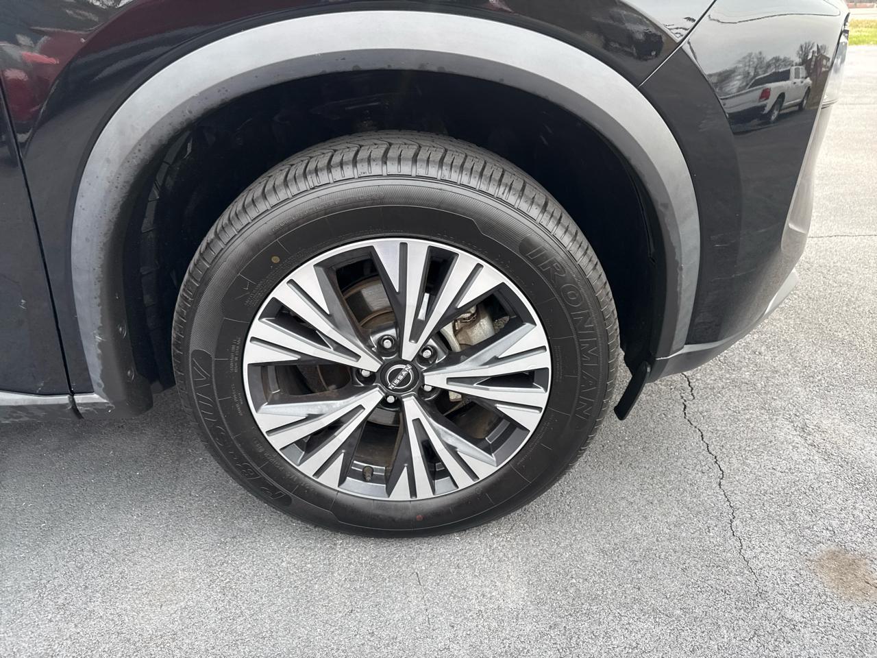 Nissan Rogue SV 2023