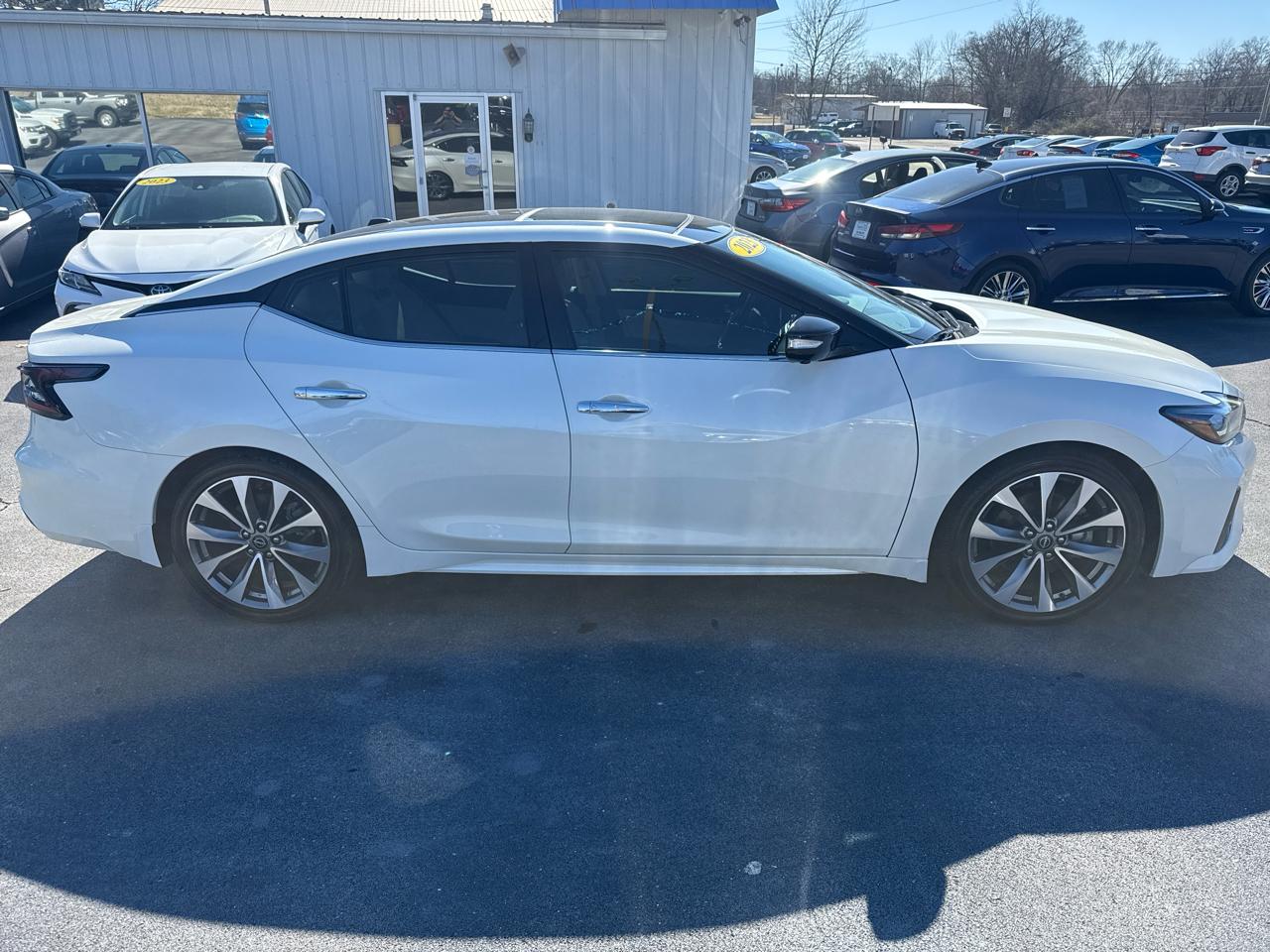 Nissan Maxima Platinum 2023