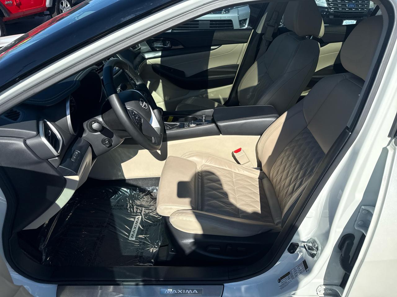 Nissan Maxima Platinum 2023