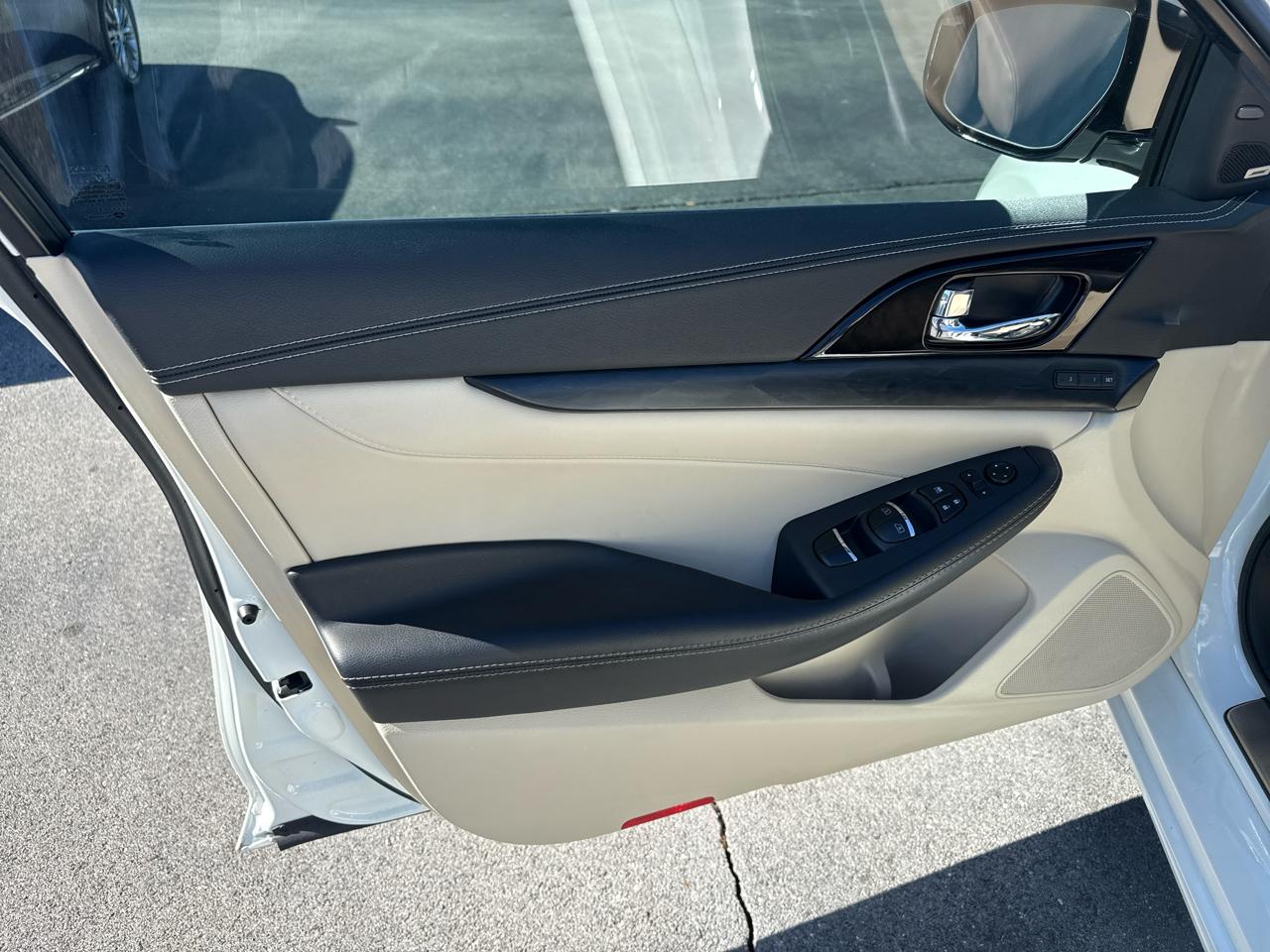 Nissan Maxima Platinum 2023