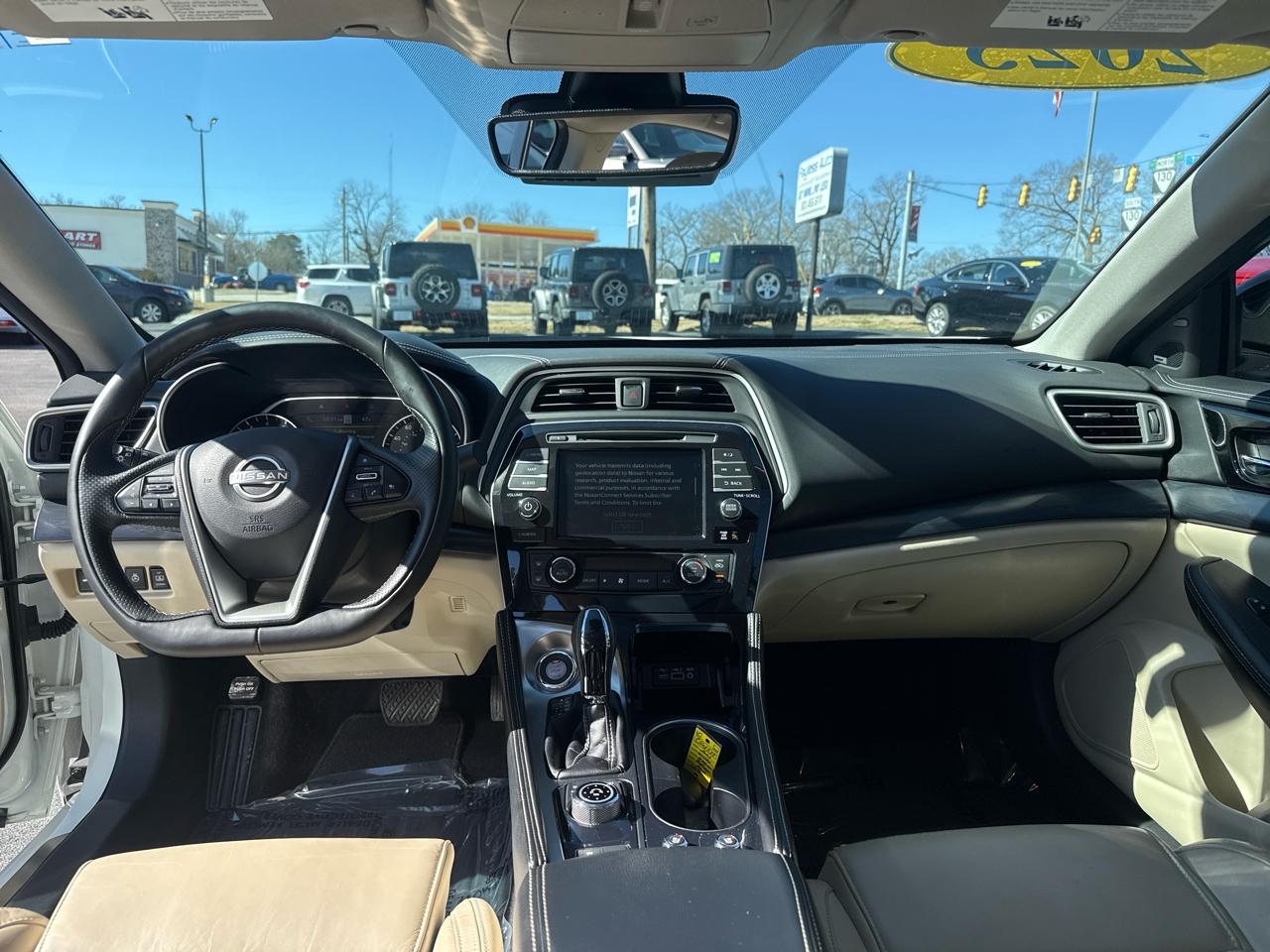 Nissan Maxima Platinum 2023