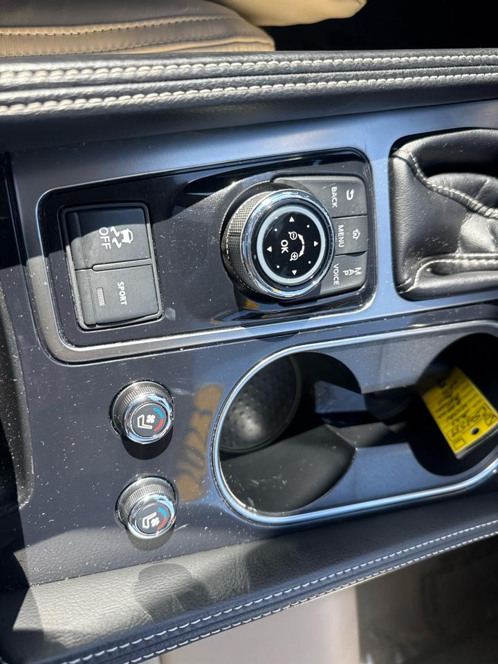 Nissan Maxima Platinum 2023