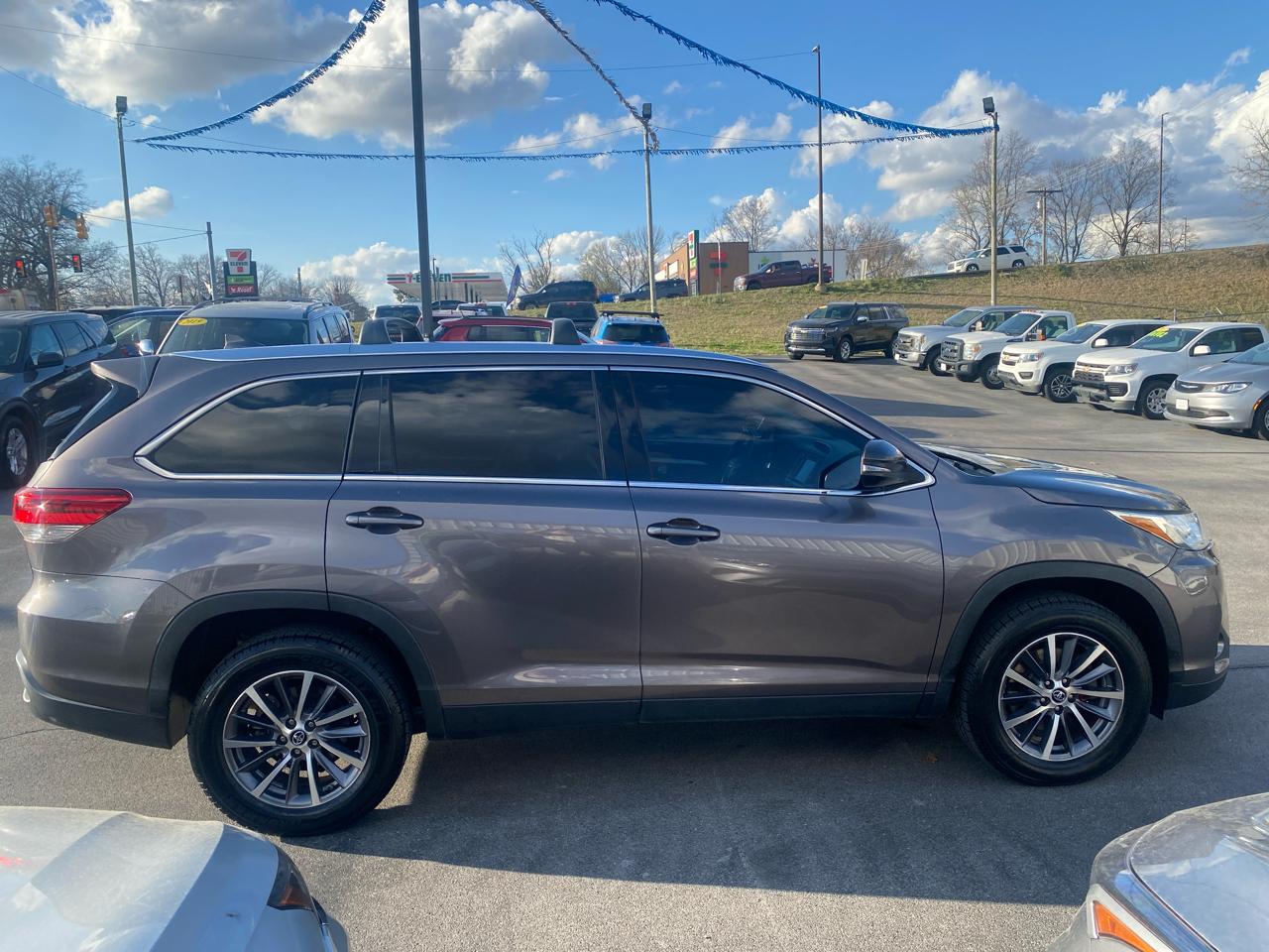 Toyota Highlander  2019
