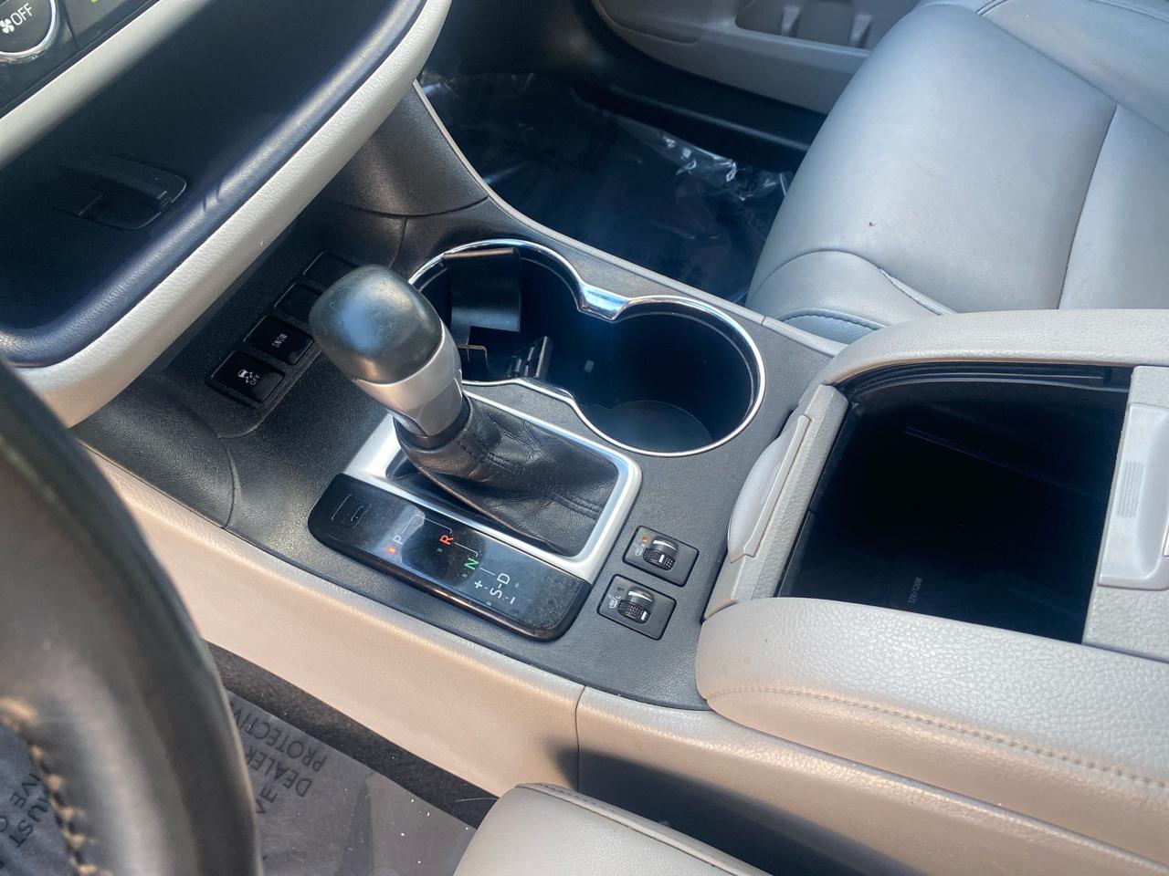 Toyota Highlander  2019