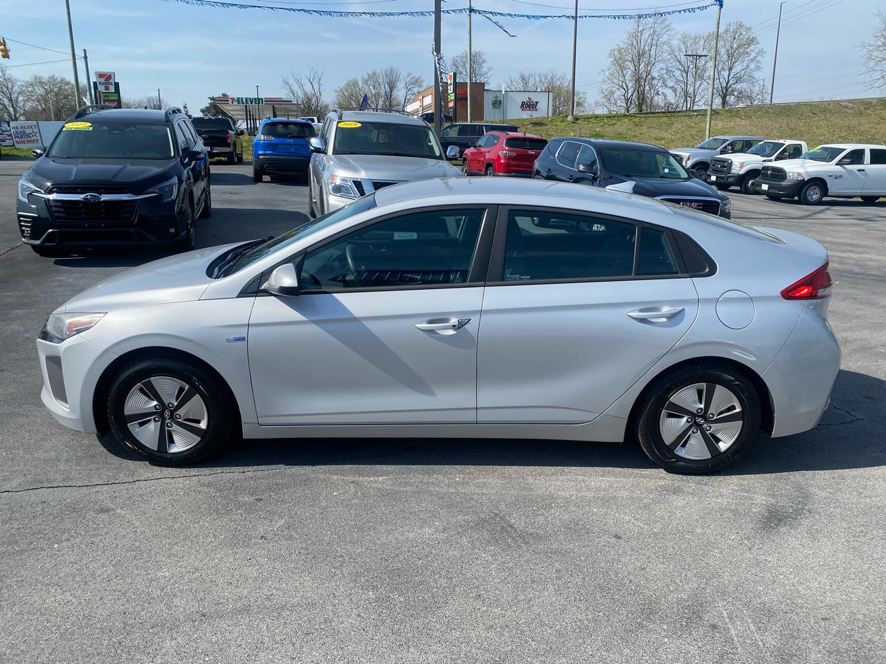Hyundai Ioniq Hybrid  2019