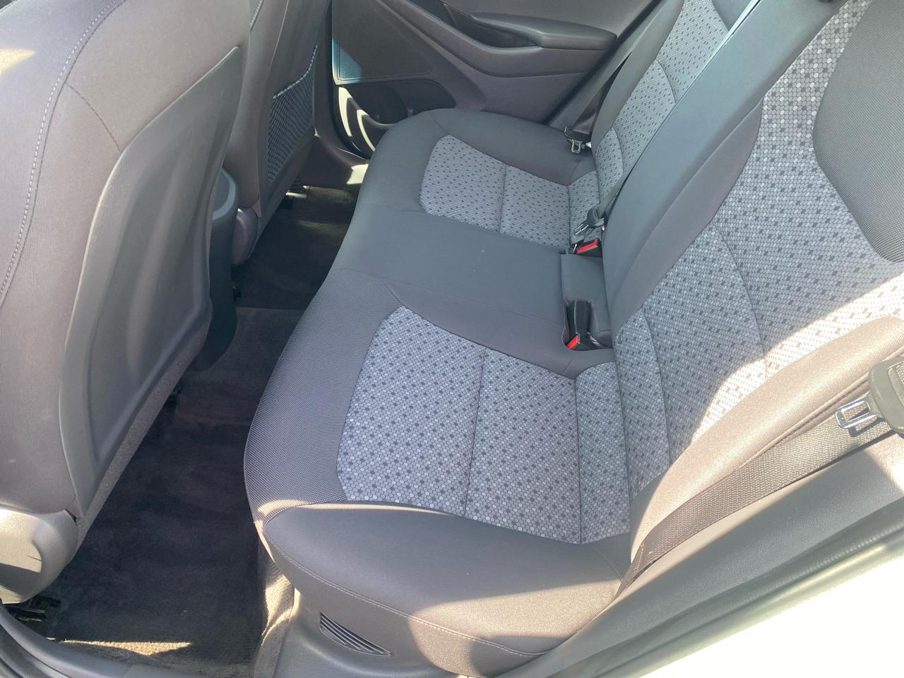 Hyundai Ioniq Hybrid  2019