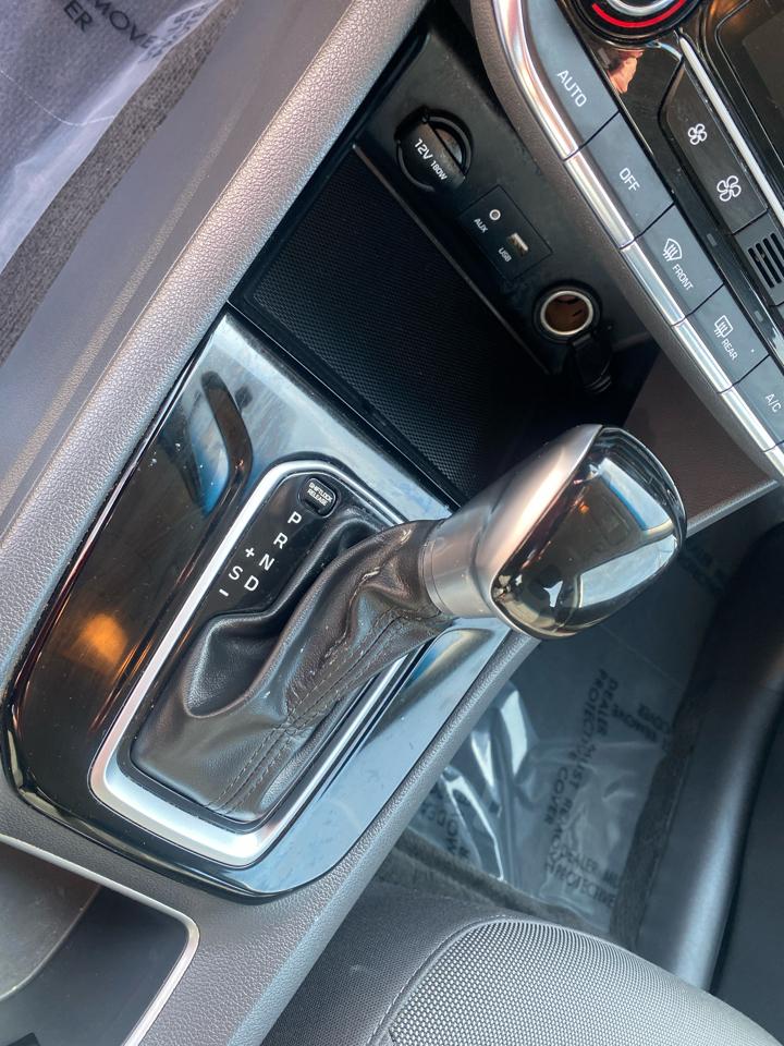 Hyundai Ioniq Hybrid  2019