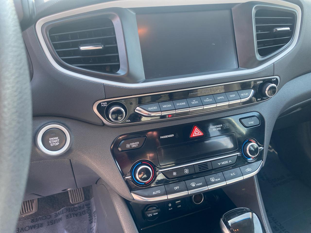 Hyundai Ioniq Hybrid  2019