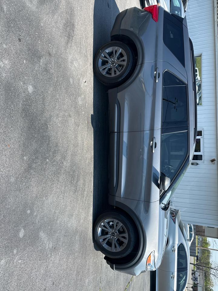 Ford Explorer XLT 2021