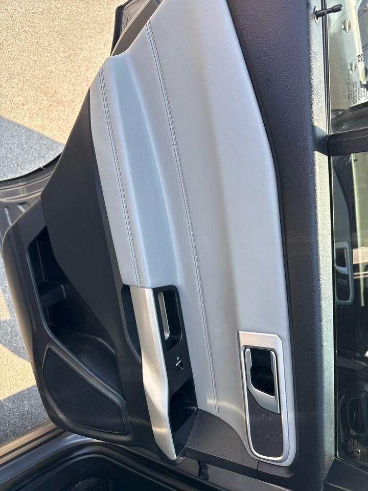 Ford Explorer XLT 2021