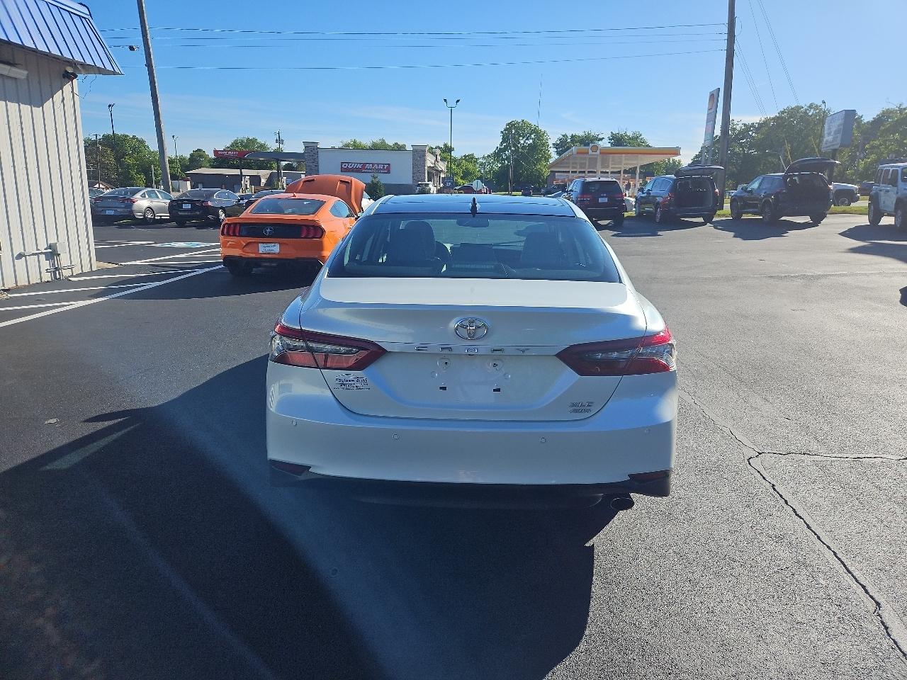 Toyota Camry  2022