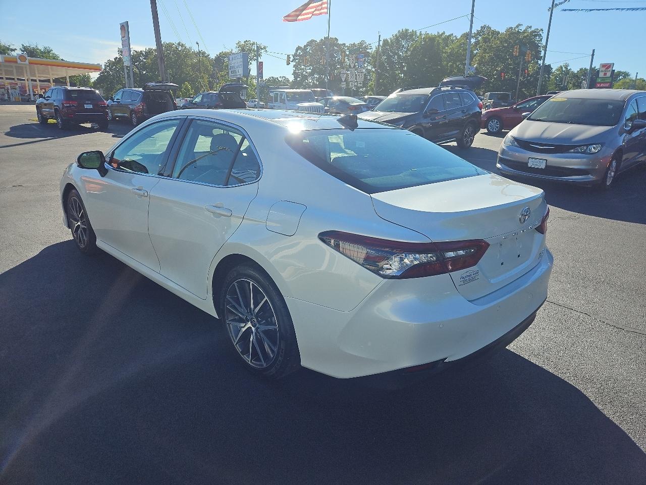 Toyota Camry  2022