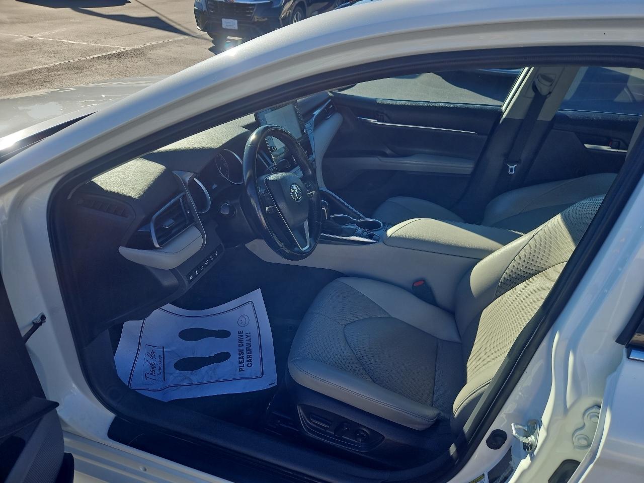 Toyota Camry  2022
