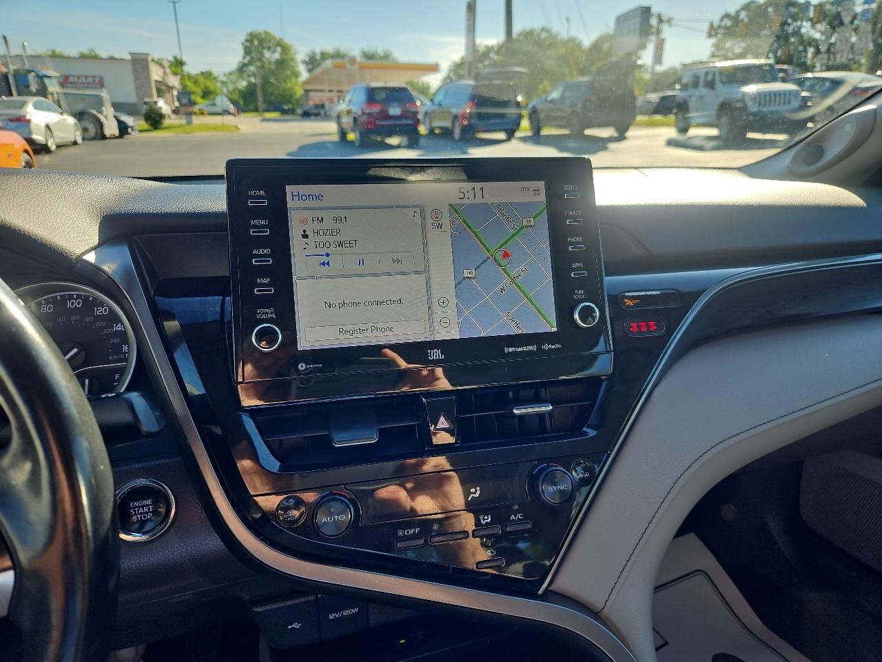 Toyota Camry  2022